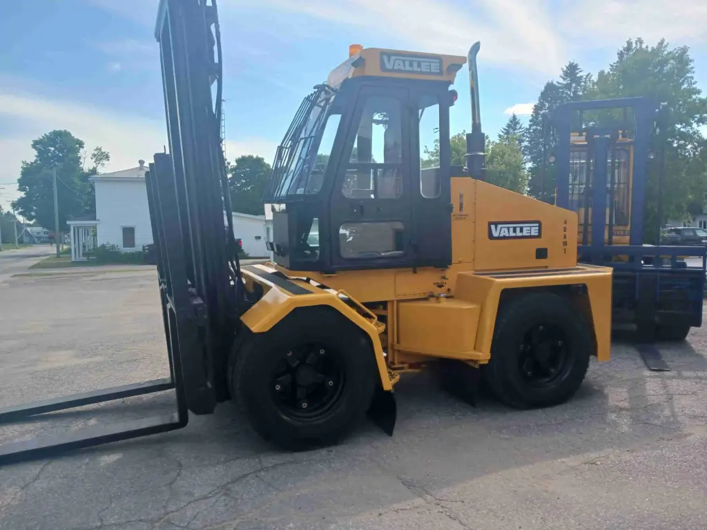 CHARIOT ÉLÉVATEUR VALLÉE 4DA18T FORKLIFT